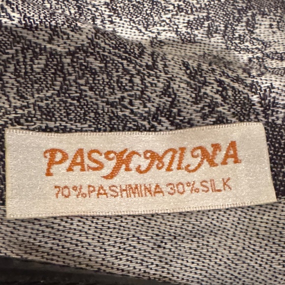 pashmina Accessories - Last price drop!! Paisley 70% Pashmina Silk 30% Silk Blend Scarf/Wrap blk&white
